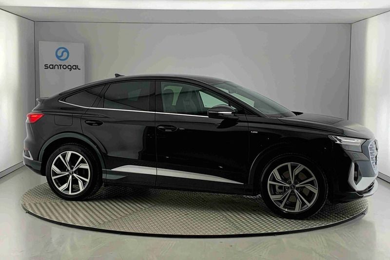 Preto Novo 2025 Audi Q4 e-tron S-line plus SUV | € 63.990 (Caro) - Imagem 1/4