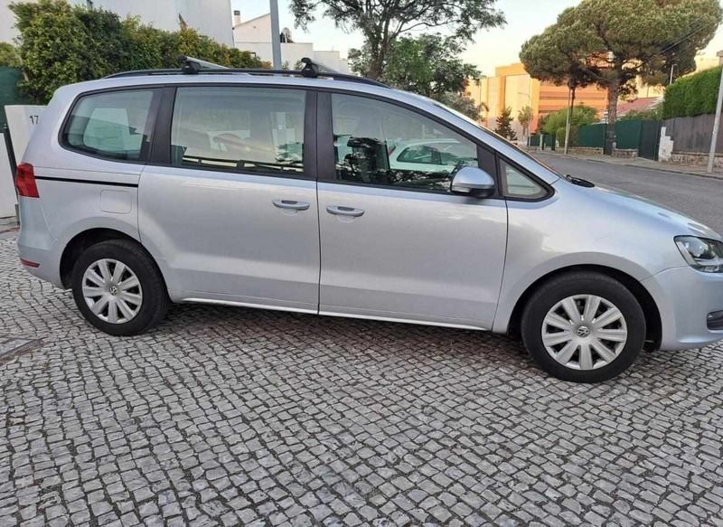 Cinzento Usado 2011 VW Sharan Monovolume | € 12.500 - Imagem 1/4