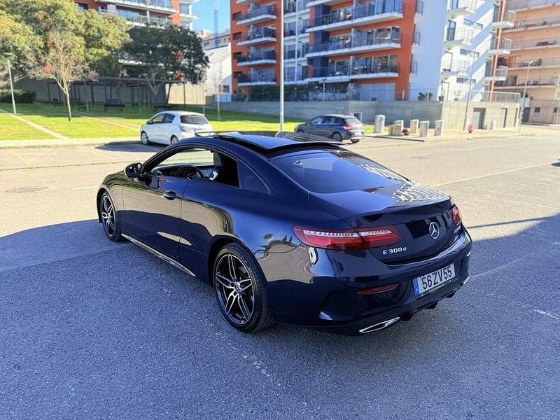 Usado Mercedes E300 AMG 245 HP (180 kW) 2018 Coupé