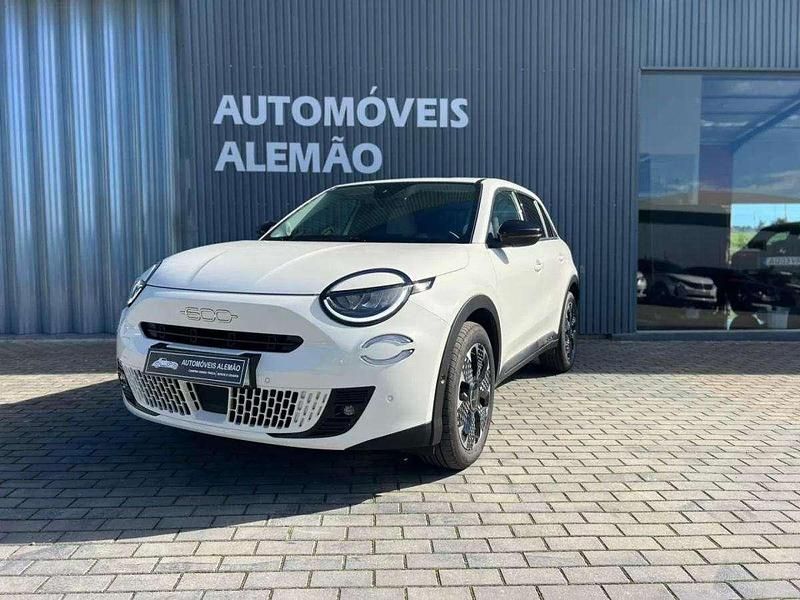 Branco Usado 2025 Fiat 600 | € 24.500 (Preço justo) - Imagem 1/4