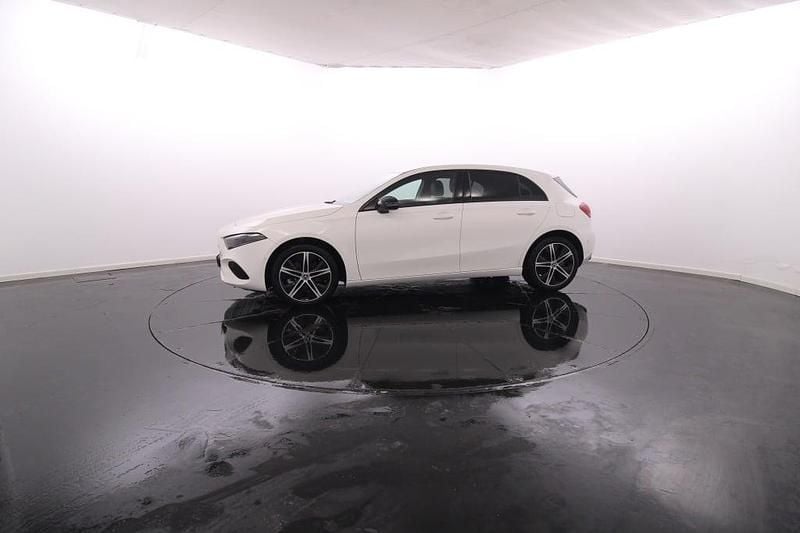 Branco Usado 2023 Mercedes A250 Advanced Sedan | € 33.900 (Super Preço) - Imagem 1/4