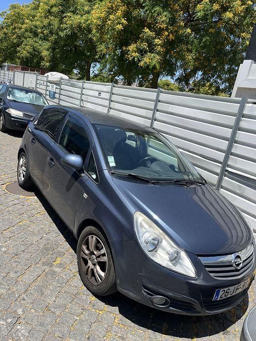 Usado 2011 Opel Corsa Sedan | € 3.700 (Preço justo) - Imagem 1/3