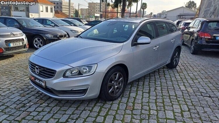 Cinza Usado 2013 Volvo V60 Kinetic Carrinha | € 10.750 (Super Preço) - Imagem 1/1