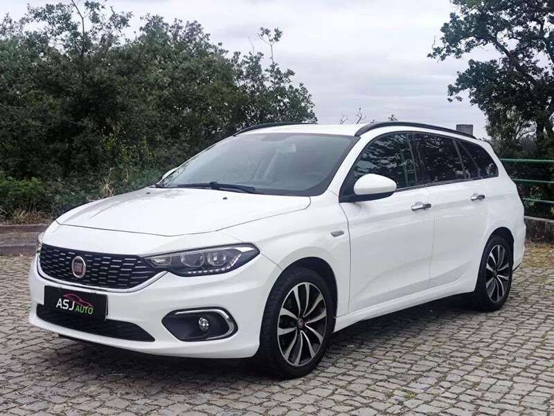 Branco Usado 2019 Fiat Tipo Lounge Carrinha | € 9.900 (Super Preço) - Imagem 1/4