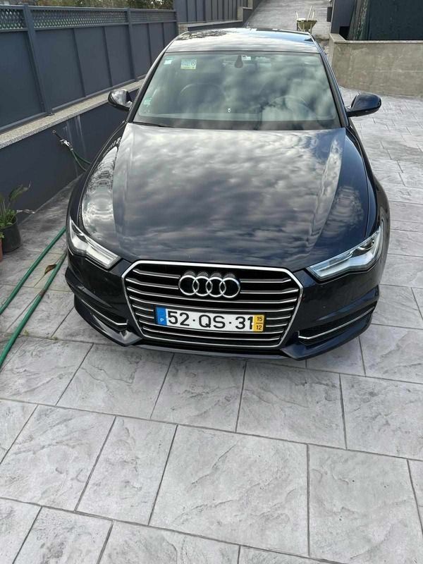 Azul Usado 2015 Audi A6 Sedan | € 31.000 - Imagem 1/4
