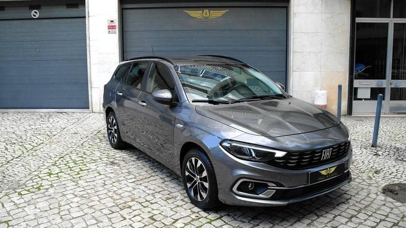 Cinzento Usado 2022 Fiat Tipo Wagon Carrinha | € 13.990 (Bom preço) - Imagem 1/4