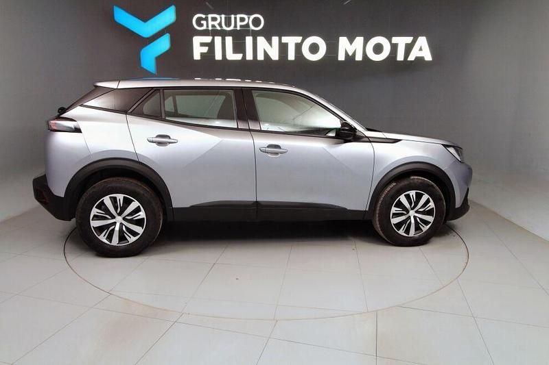 Usado Peugeot 2008 Active 102 HP (75 kW) 2023 Cinza SUV
