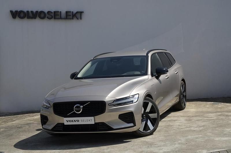 Outro Usado 2024 Volvo V60 Plus Carrinha | € 46.300 (Preço justo) - Imagem 1/4