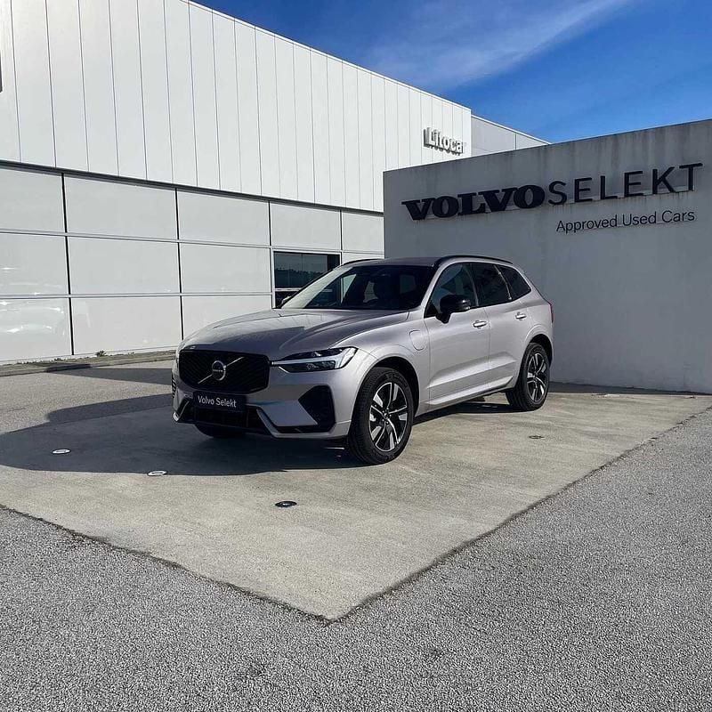 Usado Volvo XC60 349 HP (256 kW) 2026 Dourado SUV