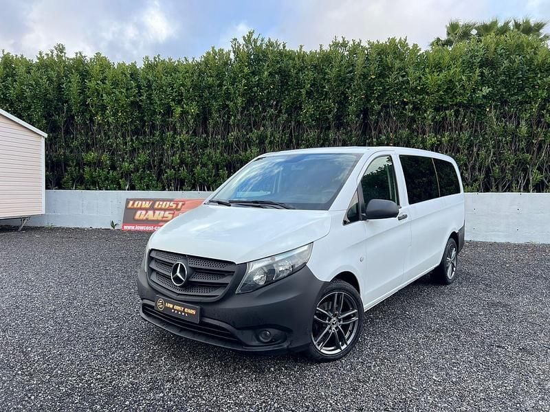 Branco Usado 2016 Mercedes Vito Monovolume | € 24.990 (Preço justo) - Imagem 1/4