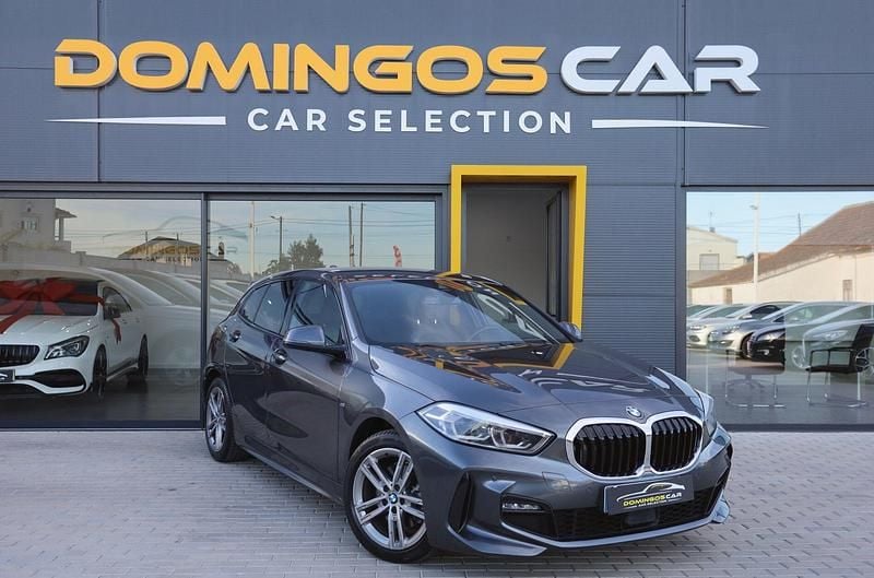 Cinza Usado 2021 BMW 116 Citadino | € 19.950 (Preço justo) - Imagem 1/4