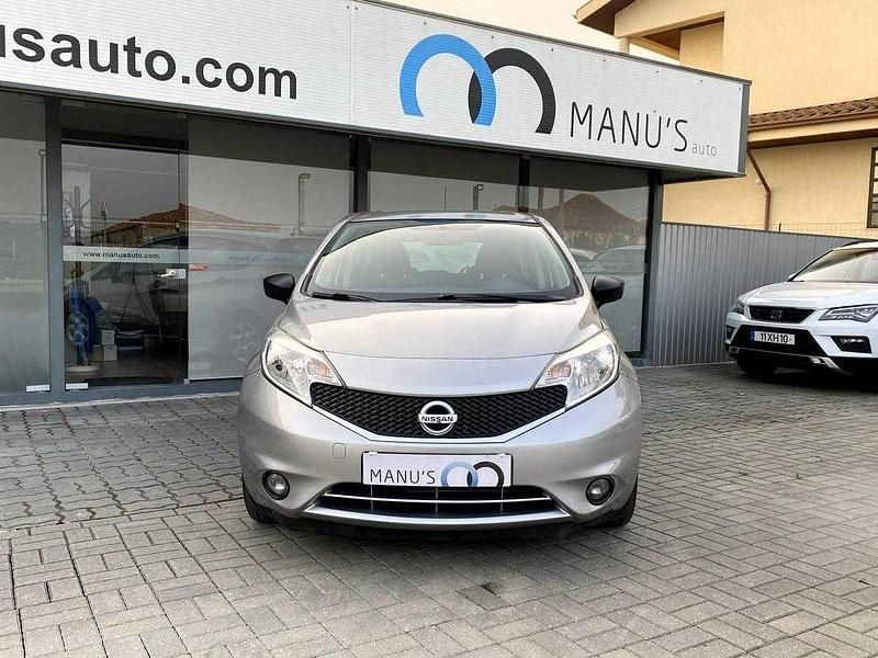 Usado Nissan Note 90 HP (66 kW) 2016 Cinzento Citadino