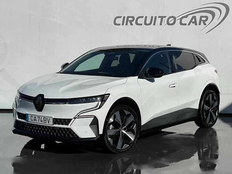 Branco Usado 2023 Renault Mégane Techno SUV | € 27.750 (Preço justo) - Imagem 1/4