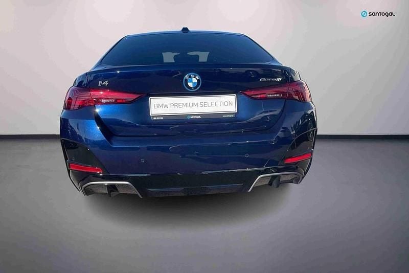 Usado BMW i4 Shadowline 250 kW (340 HP) 2024 Vermelho Sedan