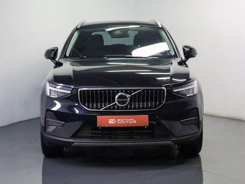 Usado Volvo XC40 Core 211 HP (155 kW) 2022 Preto SUV