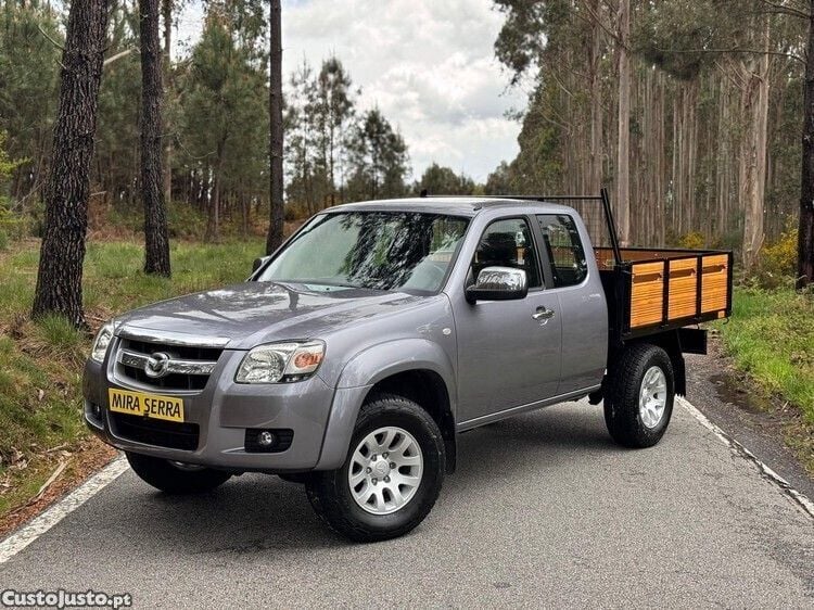 Cinza Usado 2006 Mazda BT-50 Inclusive Pickup | € 18.990 - Imagem 1/1