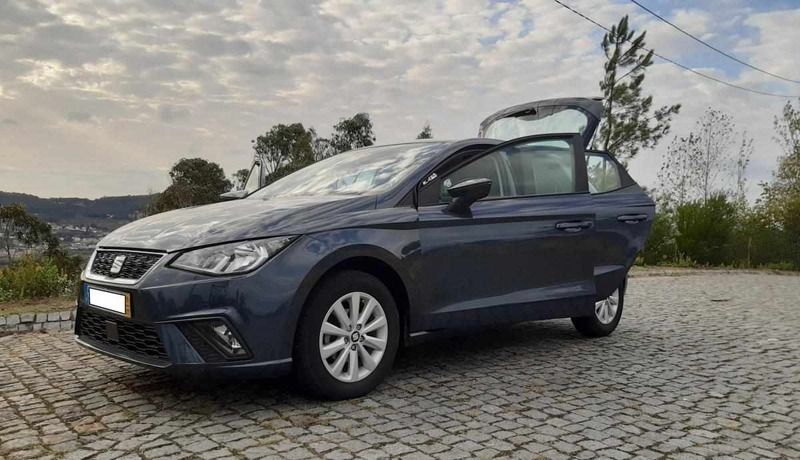 Cinzento Usado 2019 Seat Ibiza Citadino | € 12.000 (Bom preço) - Imagem 1/4