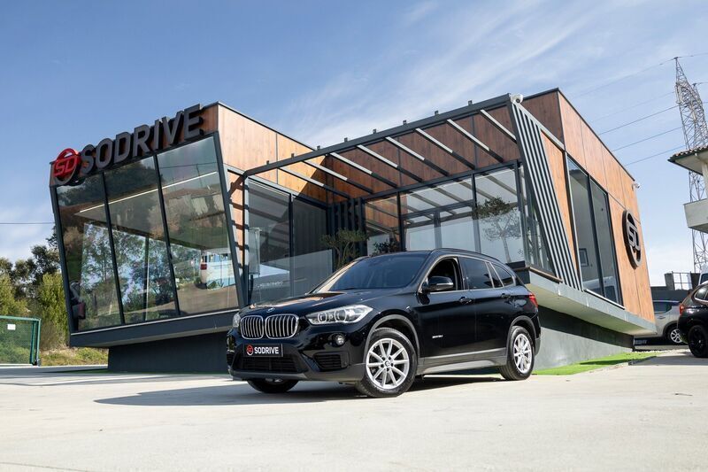 Preto Usado 2017 BMW X1 Advantage SUV | € 20.900 (Preço justo) - Imagem 1/4