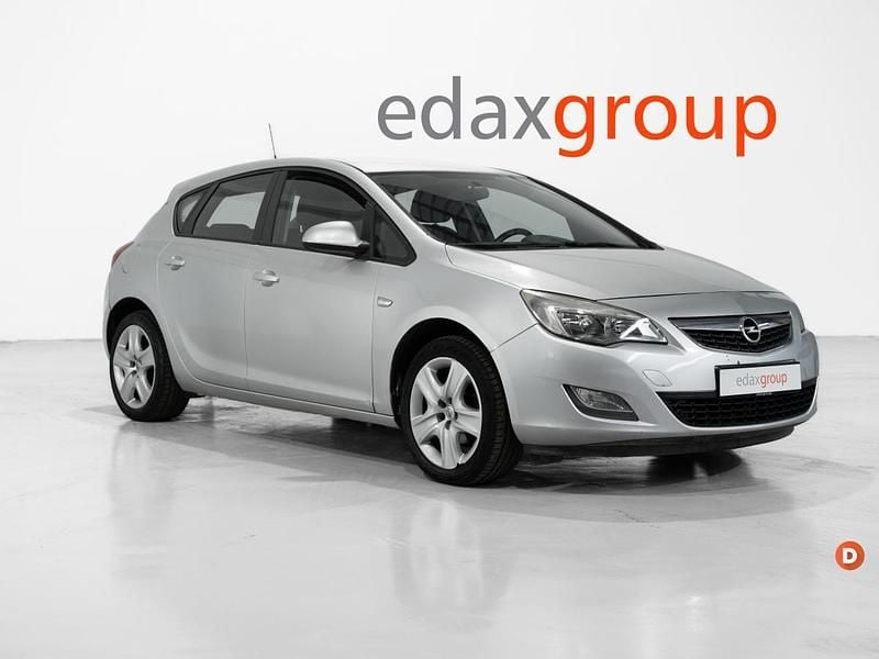Cinzento Usado 2010 Opel Astra | € 3.490 (Super Preço) - Imagem 1/4