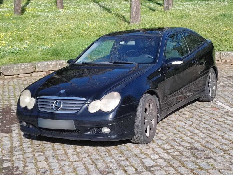 Usado 2003 Mercedes C220 Coupé | € 5.500 (Preço justo) - Imagem 1/4