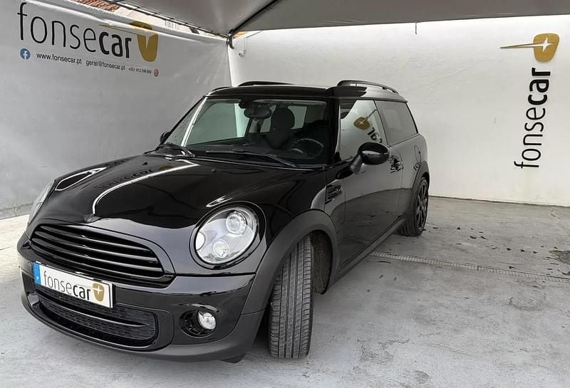 Usado Mini Cooper D Clubman 112 HP (82 kW) 2014 Preto Carrinha