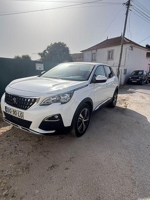Usado 2019 Peugeot 3008 Allure Sedan | € 17.000 (Preço justo) - Imagem 1/4