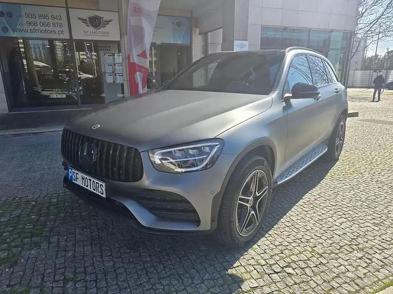 Usado Mercedes GLC300e AMG line Plus 306 HP (225 kW) 2021 Cinza antracite SUV