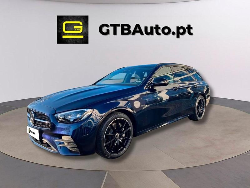 Azul Usado 2023 Mercedes E220 AMG Carrinha | € 52.999 (Preço justo) - Imagem 1/4