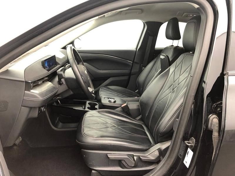 Usado Ford Mustang Mach-E Standard Range 197 kW (269 HP) 2023 Preto SUV