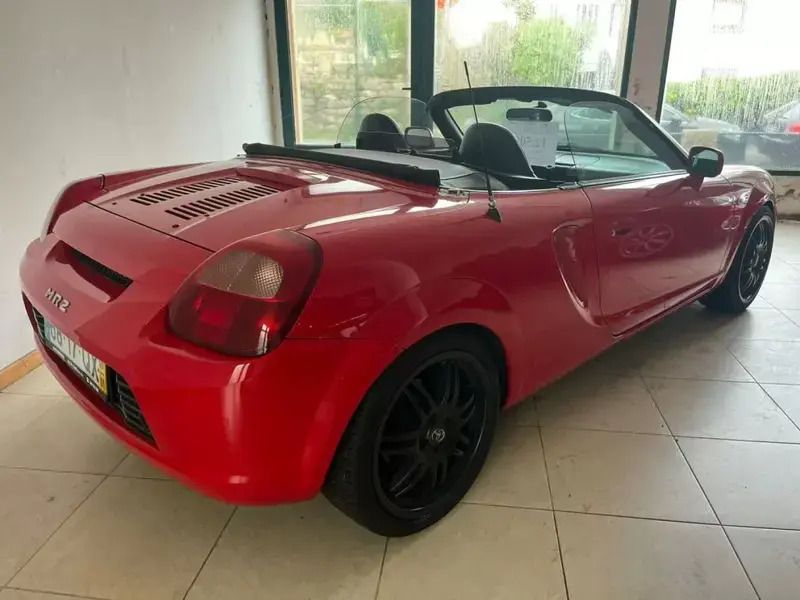 Usado Toyota MR2 143 HP (105 kW) 2001 Vermelho Cabrios