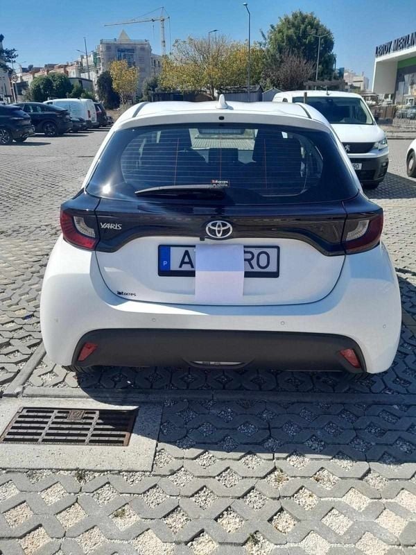 Branco Usado 2023 Toyota Yaris Citadino | € 17.500 (Bom preço) - Imagem 1/4