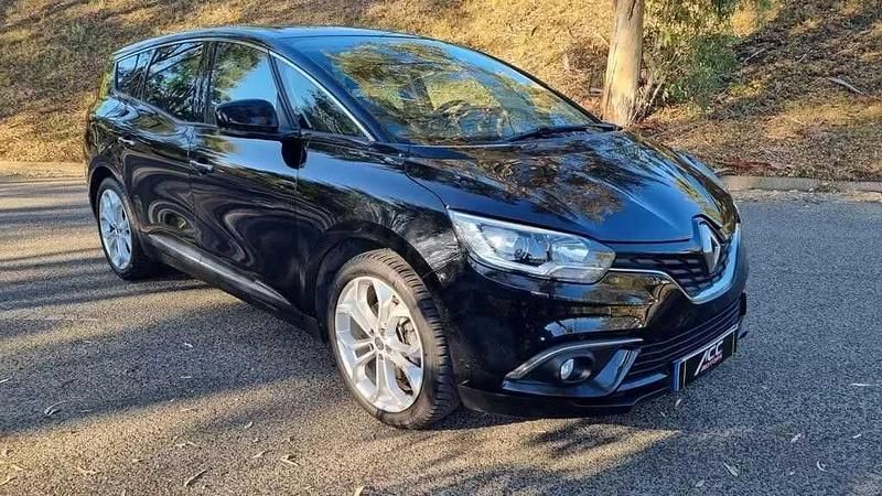 Usado Renault Grand Scénic IV Bose Edition 150 HP (110 kW) 2020 Preto Monovolume