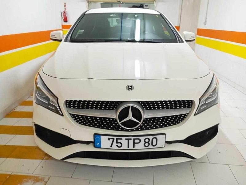 Usado Mercedes CLA180 109 HP (80 kW) 2017 Branco Sedan
