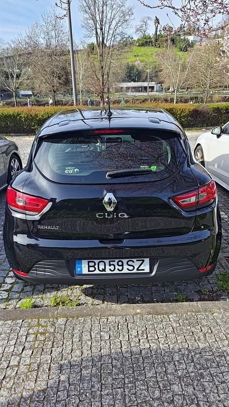 Usado Renault Clio IV 90 HP (66 kW) 2016 Preto