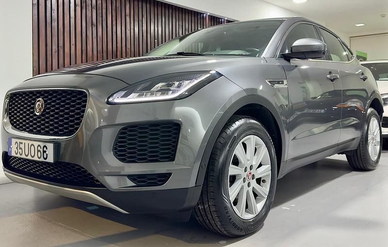 Cinza Usado 2018 Jaguar E-Pace R-Dynamic SUV | € 23.900 (Super Preço) - Imagem 1/4