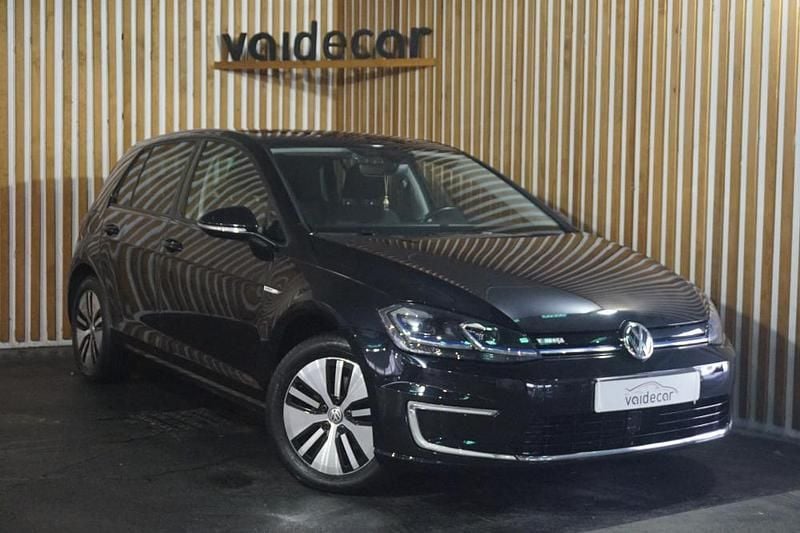 Preto Usado 2018 VW e-Golf Citadino | € 15.500 (Preço justo) - Imagem 1/4