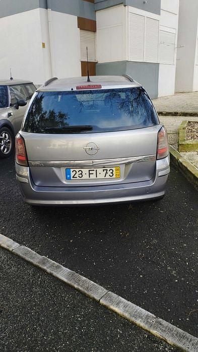 Usado Opel Astra 90 HP (66 kW) 2008 Carrinha