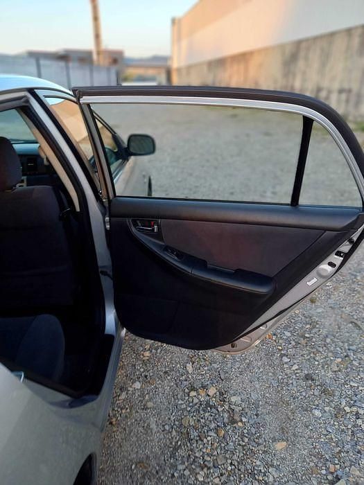 Usado Toyota Corolla 90 HP (66 kW) 2003 Sedan