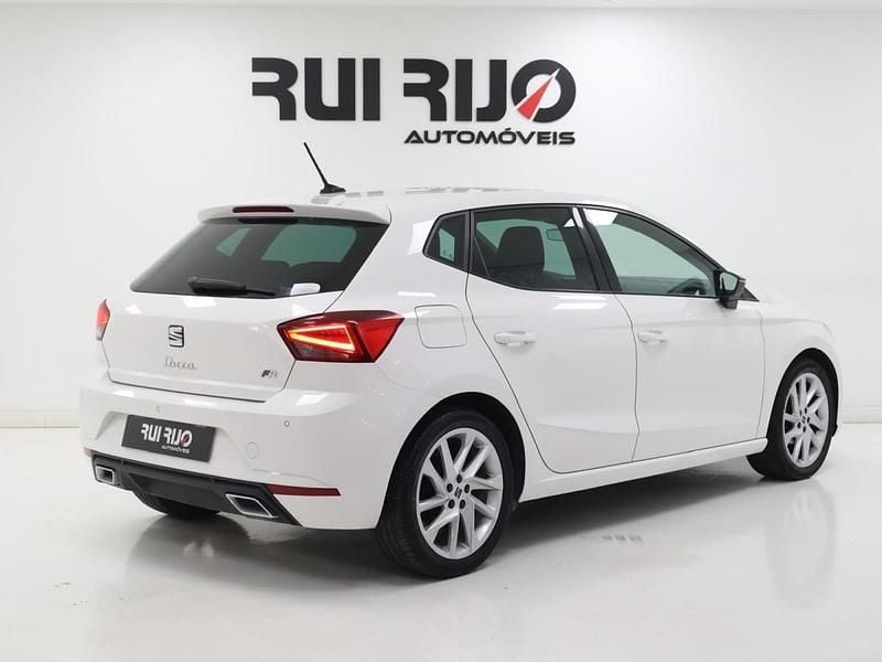 Usado Seat Ibiza FR 95 HP (69 kW) 2022 Branco