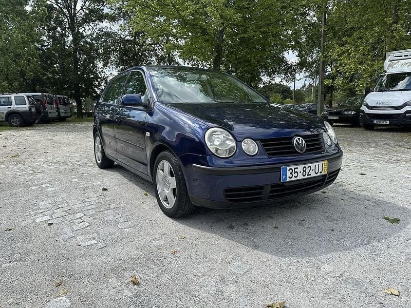 Usado 2002 VW Polo Sedan | € 1.999 (Bom preço) - Imagem 1/4