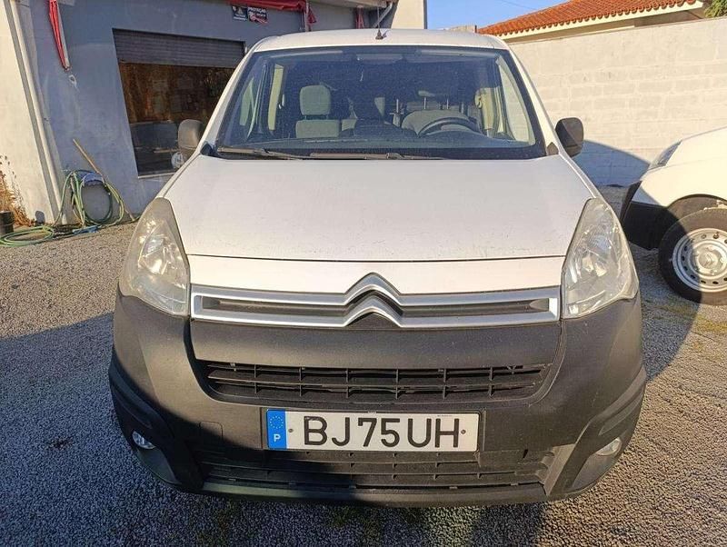 Usado Citroën Berlingo Exclusive 90 HP (66 kW) 2015 Branco Monovolume