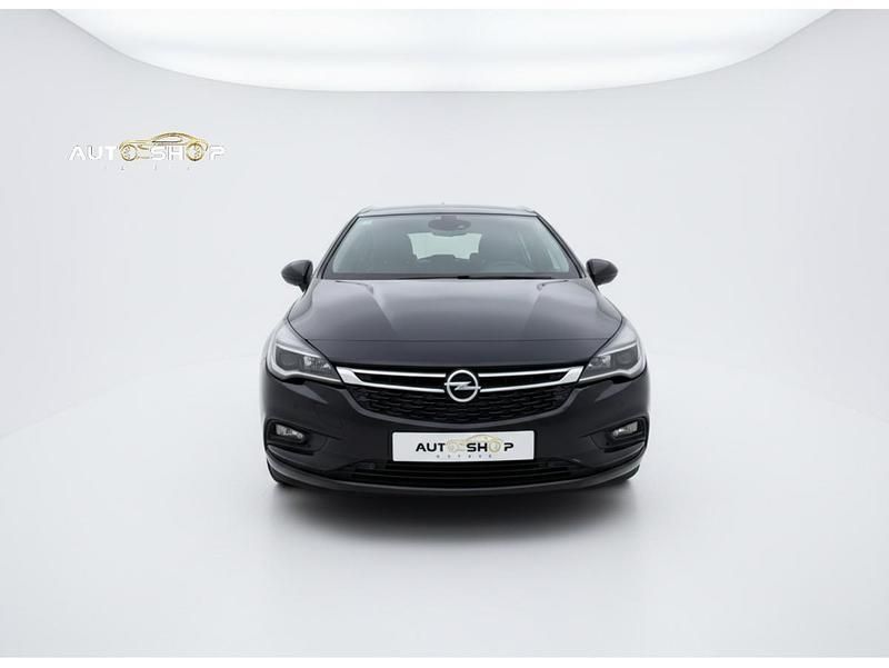 Usado Opel Astra Innovation 105 HP (77 kW) 2018 Preto Carrinha