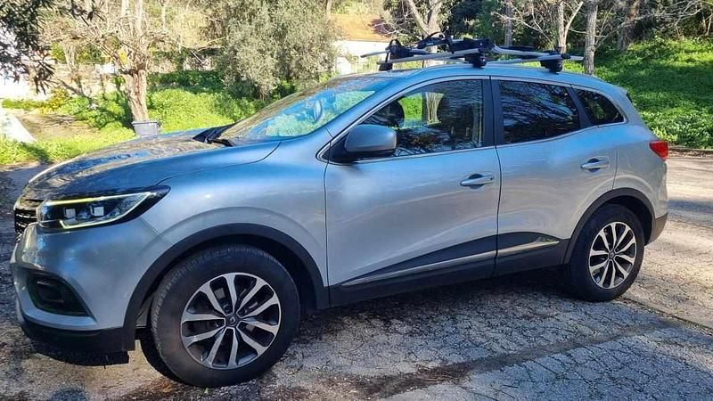 Usado Renault Kadjar 140 HP (102 kW) 2021 Cinzento SUV