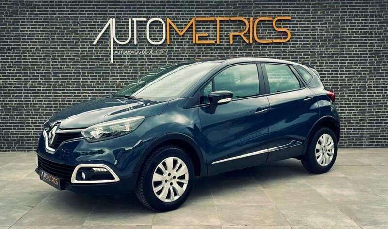 Azul Usado 2017 Renault Captur Expression SUV | € 13.750 (Preço justo) - Imagem 1/4