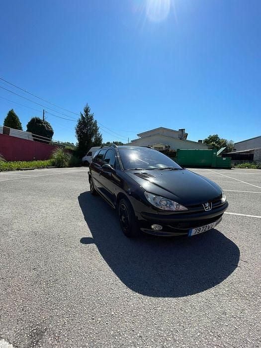 Usado 2003 Peugeot 206 Carrinha | € 2.750 (Bom preço) - Imagem 1/4