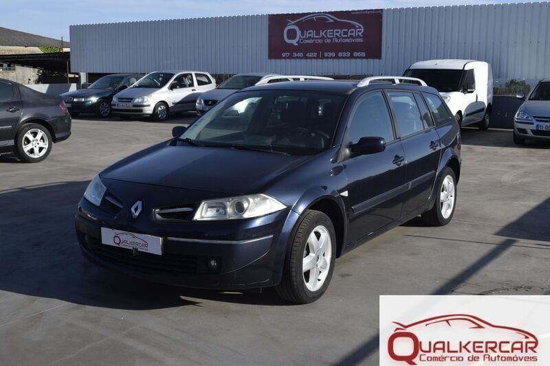 Azul Usado 2008 Renault Mégane GrandTour Carrinha | € 6.700 (Caro) - Imagem 1/4