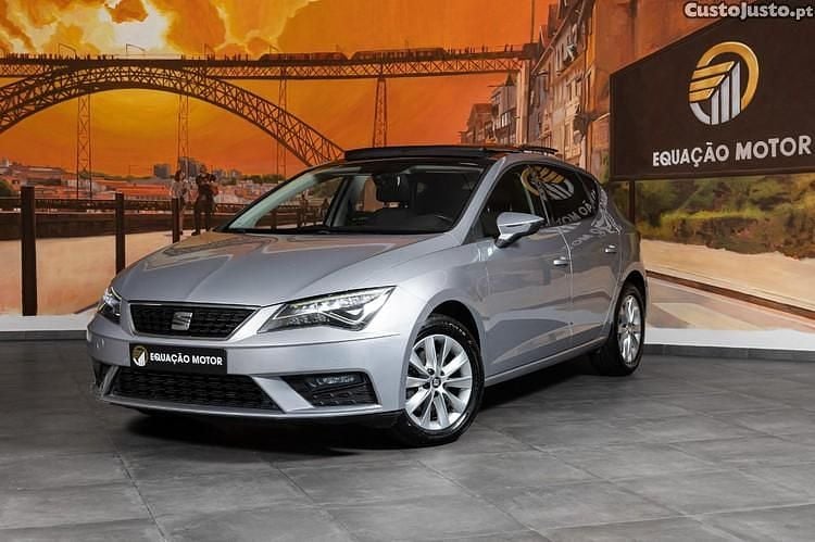Cinza Usado 2020 Seat Leon Style Citadino | € 16.900 (Preço justo) - Imagem 1/1
