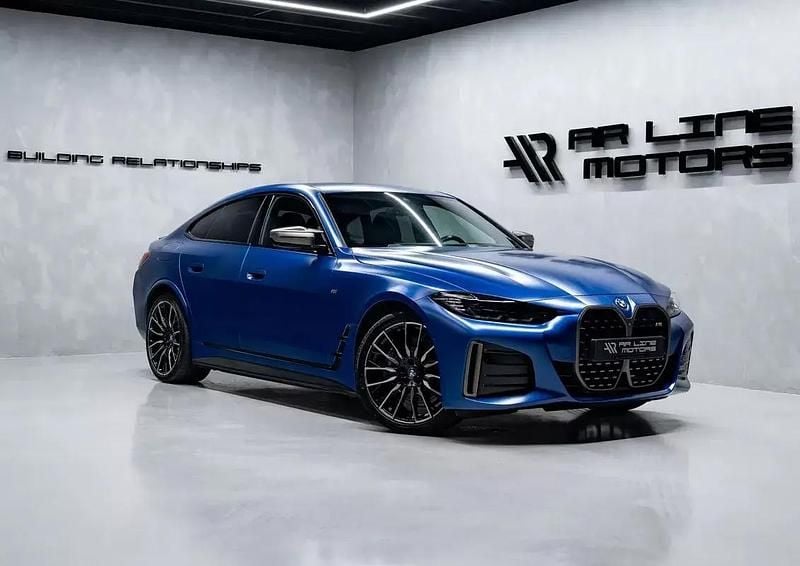 Azul escuro Usado 2022 BMW i4 Sedan | € 45.950 (Bom preço) - Imagem 1/4