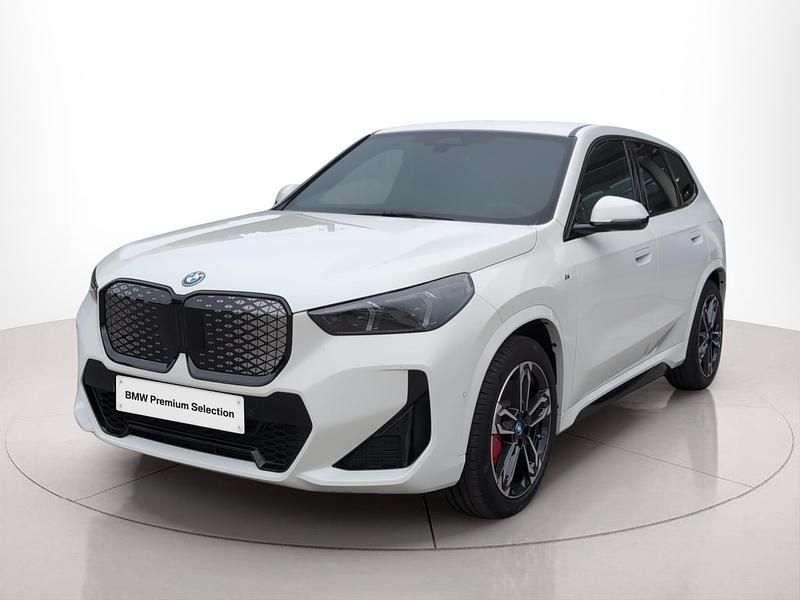 Usado 2025 BMW iX1 Comfort Edition SUV | € 57.000 - Imagem 1/4
