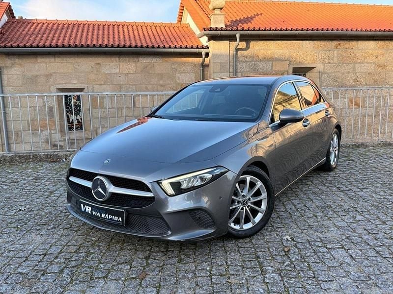 Cinza Usado 2019 Mercedes A180 Progressive Carrinha | € 22.750 (Bom preço) - Imagem 1/4